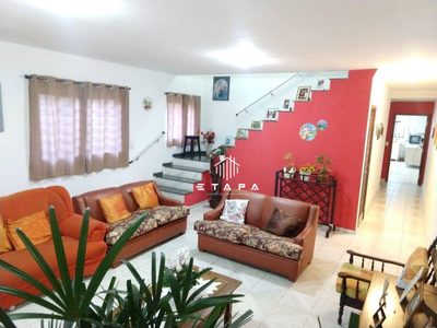 Casa, 5 quartos, 243 m² - Foto 1