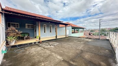 Casa, 3 quartos, 230 m² - Foto 1