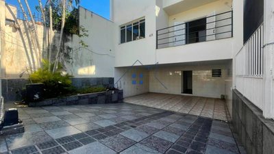 Sobrado, 3 quartos, 200 m² - Foto 2