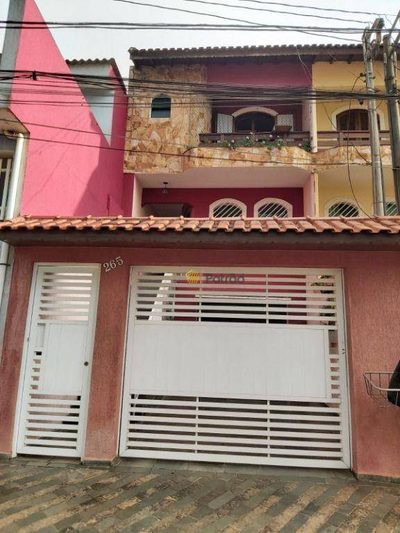 Sobrado, 3 quartos, 245 m² - Foto 2