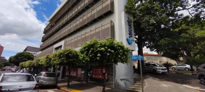 Prédio Inteiro - Foto 1