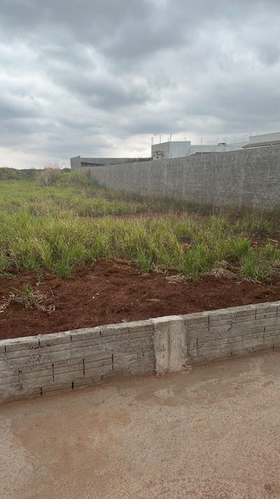 Terreno, 300 m² - Foto 1