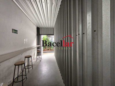 Prédio Inteiro, 2751 m² - Foto 2
