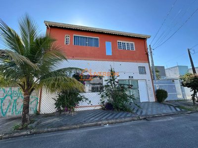 Casa, 4 quartos, 240 m² - Foto 1