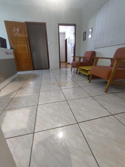 Sobrado, 3 quartos, 344 m² - Foto 2