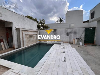 Casa, 3 quartos, 210 m² - Foto 3