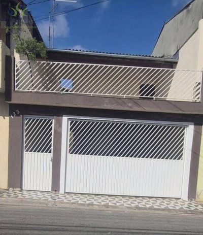 Casa, 2 quartos, 175 m² - Foto 1