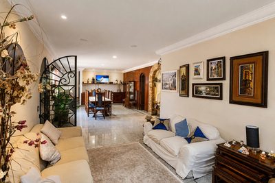 Casa, 3 quartos, 318 m² - Foto 1