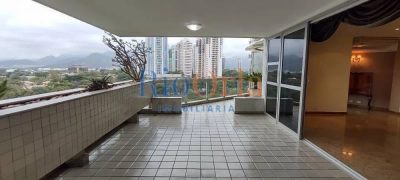 Apartamento, 3 quartos, 221 m² - Foto 1