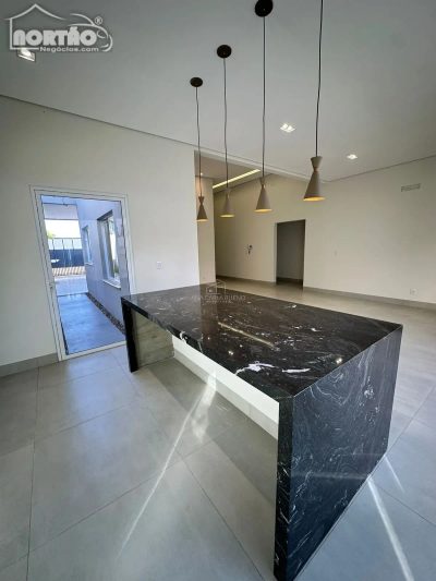 Casa, 1 quarto, 172 m² - Foto 4
