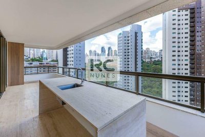 Apartamento, 4 quartos, 377 m² - Foto 1