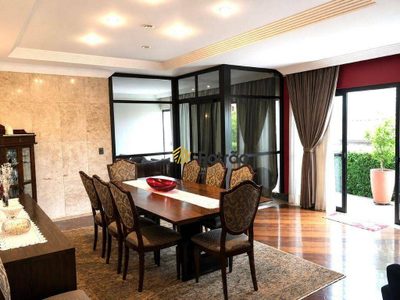 Sobrado, 4 quartos, 380 m² - Foto 1