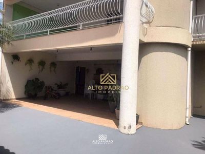 Sobrado, 4 quartos, 275 m² - Foto 1