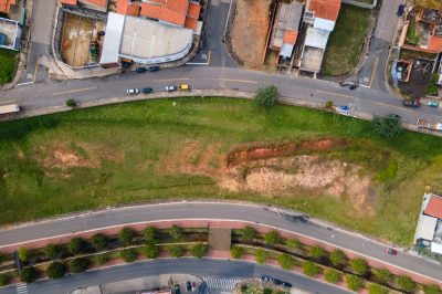 Loteamento e Condomínio, 444 m² - Foto 1