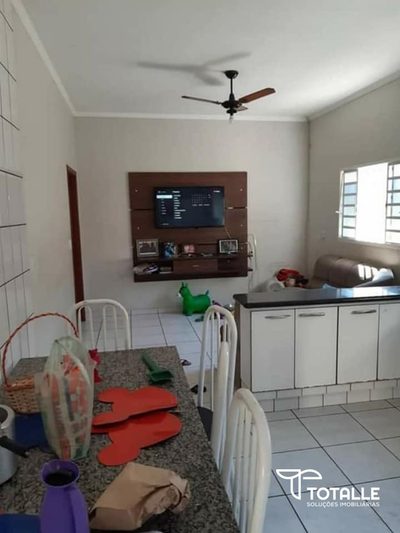 Casa, 3 quartos, 10 m² - Foto 1