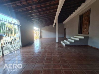 Casa, 3 quartos, 270 m² - Foto 3