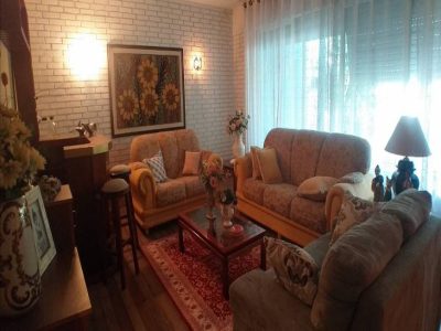 Casa, 3 quartos, 218 m² - Foto 2