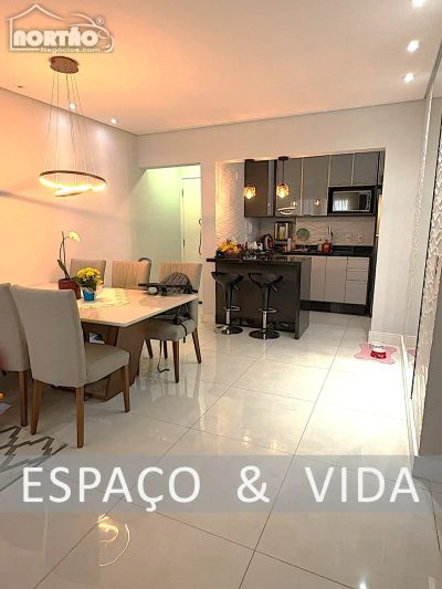 Casa, 4 quartos, 77 m² - Foto 1