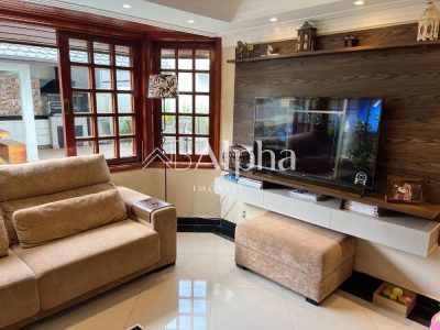 Casa, 5 quartos, 352 m² - Foto 1