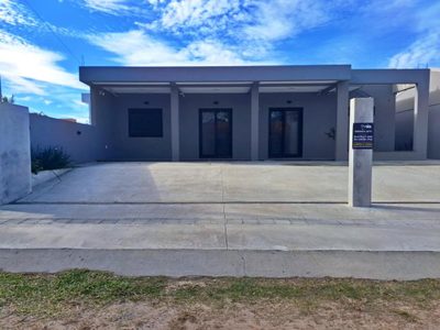 Casa, 4 quartos, 150 m² - Foto 1