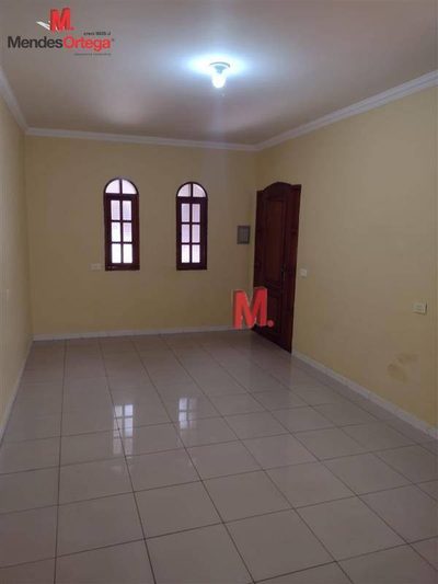 Casa, 3 quartos, 195 m² - Foto 2