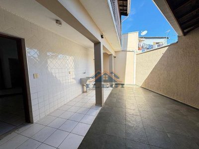 Casa, 3 quartos, 171 m² - Foto 3