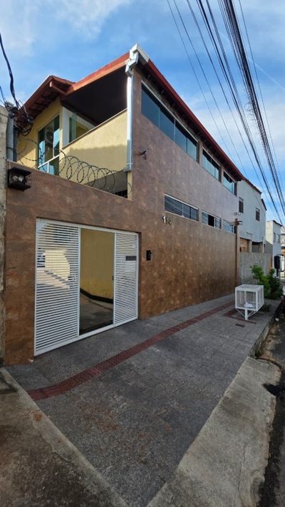 Casa, 3 quartos, 159 m² - Foto 1