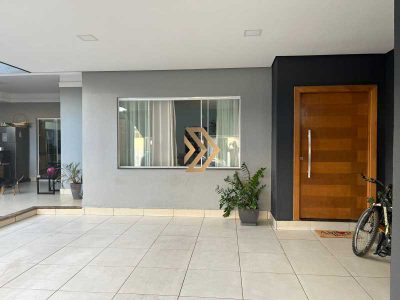 Casa, 3 quartos, 211 m² - Foto 1