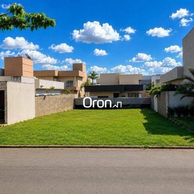 Loteamento e Condomínio, 424 m² - Foto 1