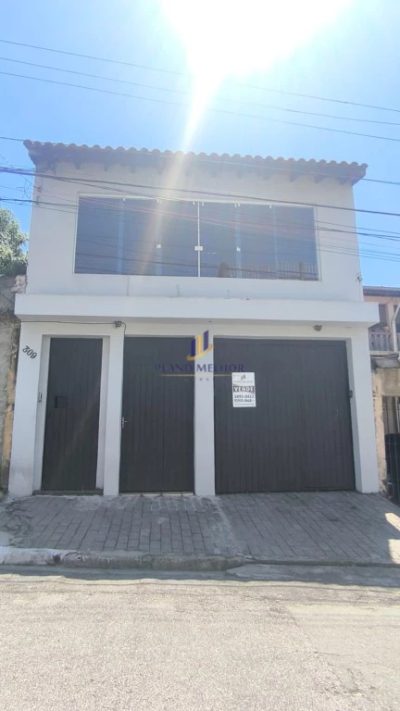 Casa, 3 quartos, 230 m² - Foto 1