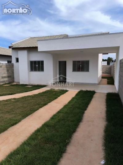 Casa, 2 quartos, 69 m² - Foto 1