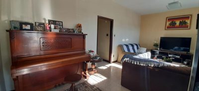 Casa, 3 quartos, 210 m² - Foto 2
