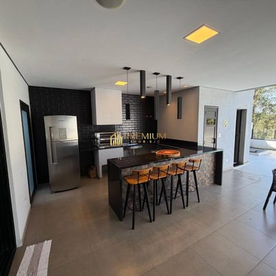 Sobrado, 4 quartos, 285 m² - Foto 1