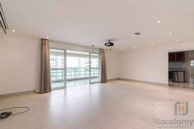Apartamento, 3 quartos, 212 m² - Foto 2
