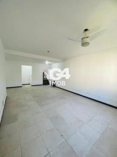 Casa, 3 quartos, 262 m² - Foto 2