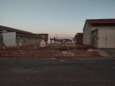 Terreno, 300 m² - Foto 2