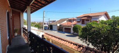 Casa, 3 quartos, 232 m² - Foto 1