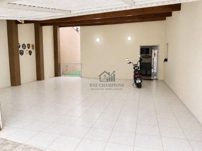 Casa, 4 quartos, 288 m² - Foto 2
