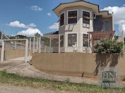 Casa, 3 quartos, 174 m² - Foto 1