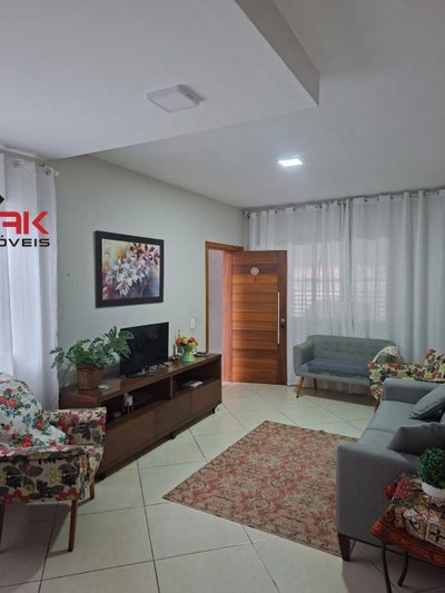 Casa, 3 quartos, 180 m² - Foto 3