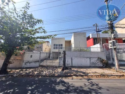Casa, 3 quartos, 302 m² - Foto 1