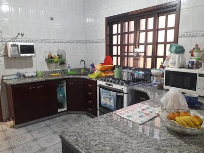 Casa, 3 quartos, 195 m² - Foto 3