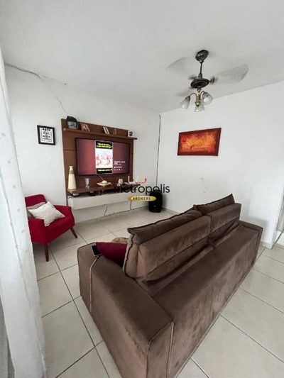 Casa, 3 quartos, 80 m² - Foto 1