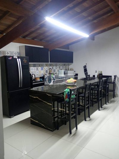 Casa, 3 quartos, 280 m² - Foto 1