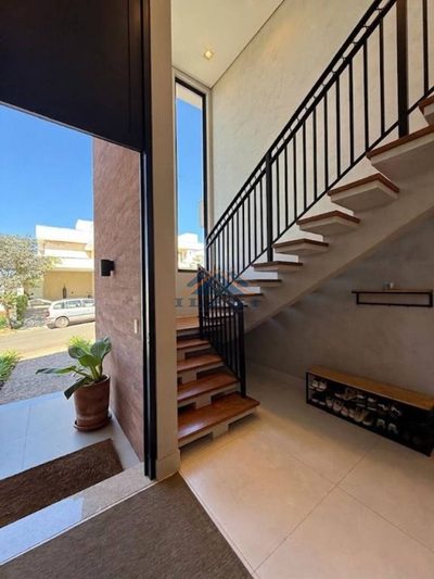 Sobrado, 3 quartos, 256 m² - Foto 3