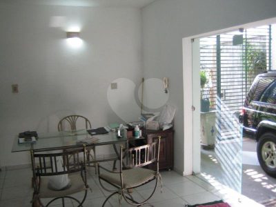 Sobrado, 2 quartos, 257 m² - Foto 1