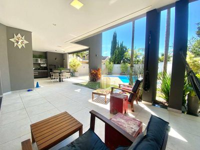 Sobrado, 4 quartos, 382 m² - Foto 1