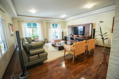Casa, 4 quartos, 338 m² - Foto 1