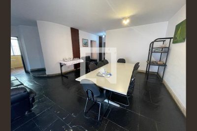 Casa, 4 quartos, 295 m² - Foto 2