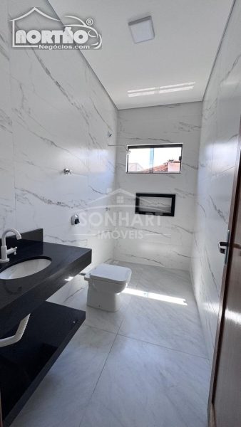 Casa, 3 quartos, 96 m² - Foto 2